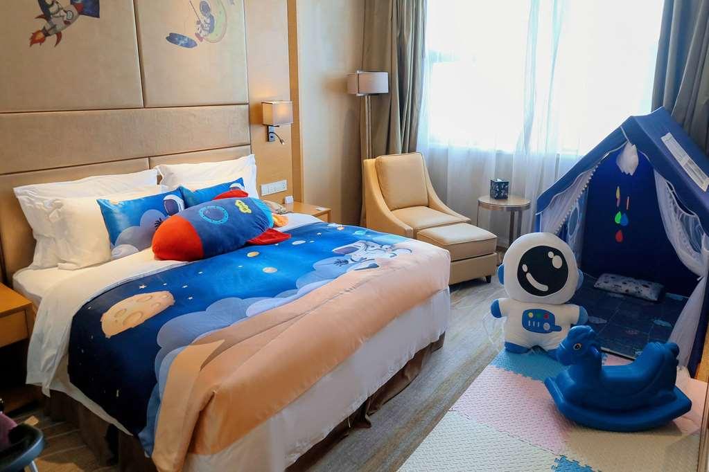 Wyndham Jingzhou Hotel Room photo