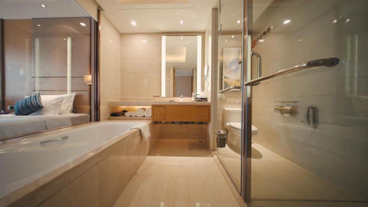Wyndham Jingzhou Hotel Exterior photo